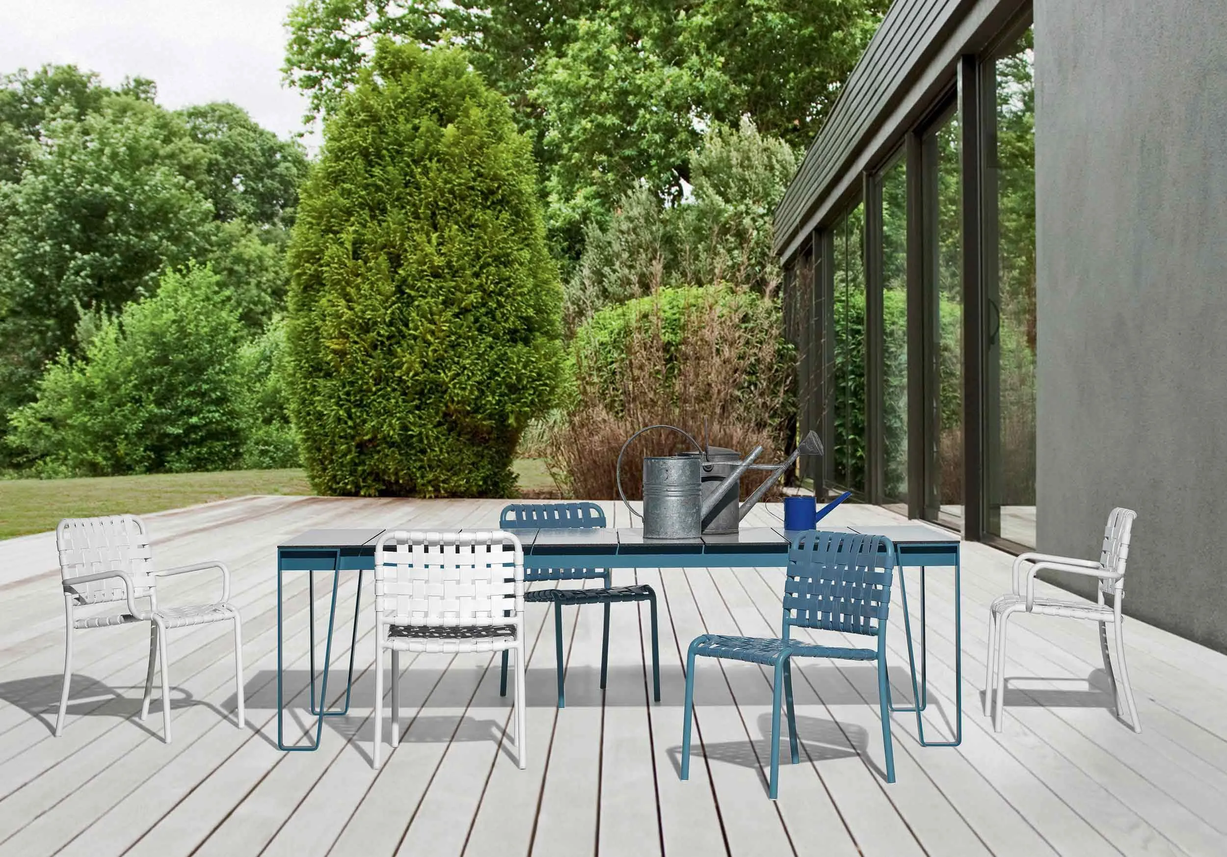 InOut 823 Outdoor Chair