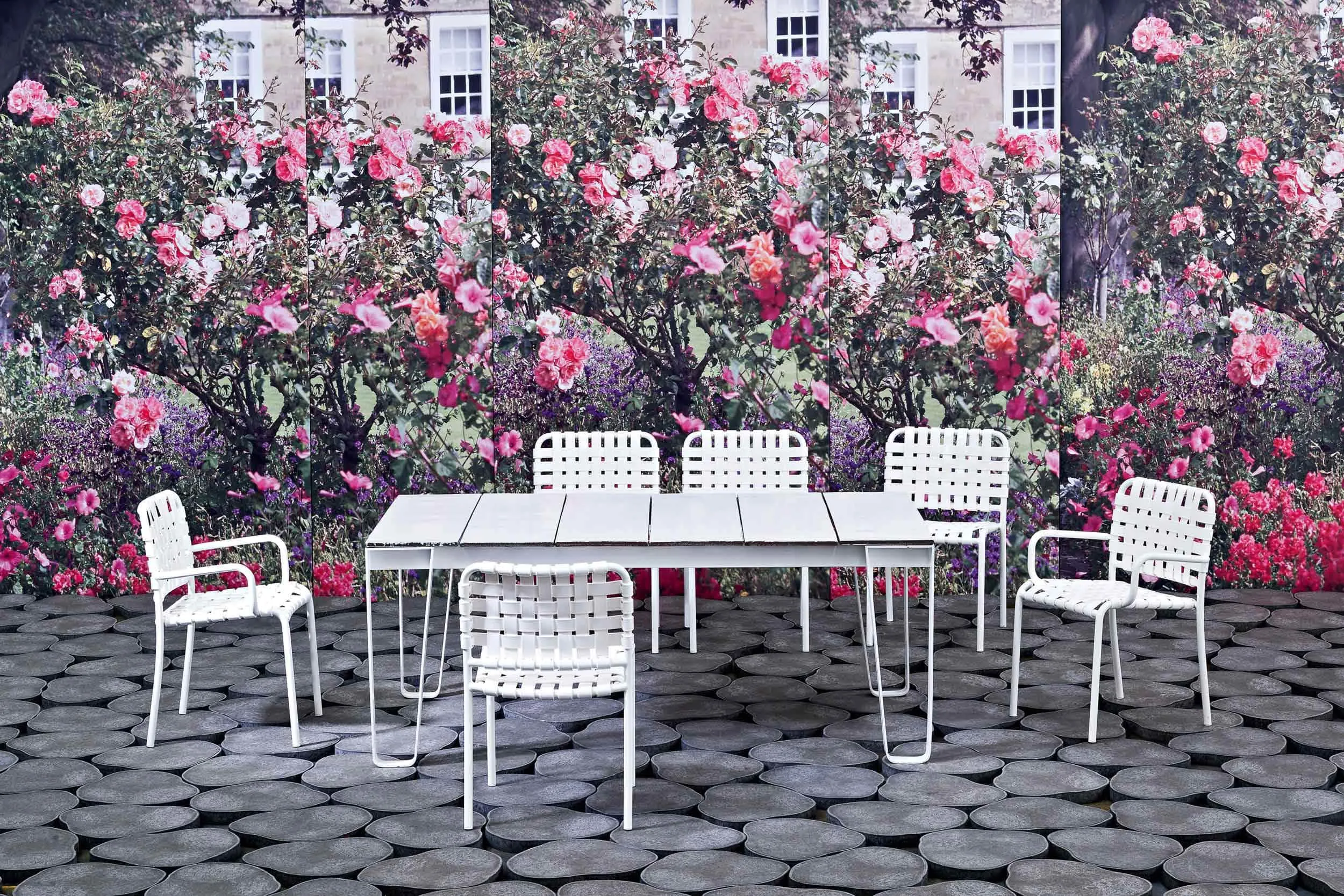 InOut 823 Outdoor Chair