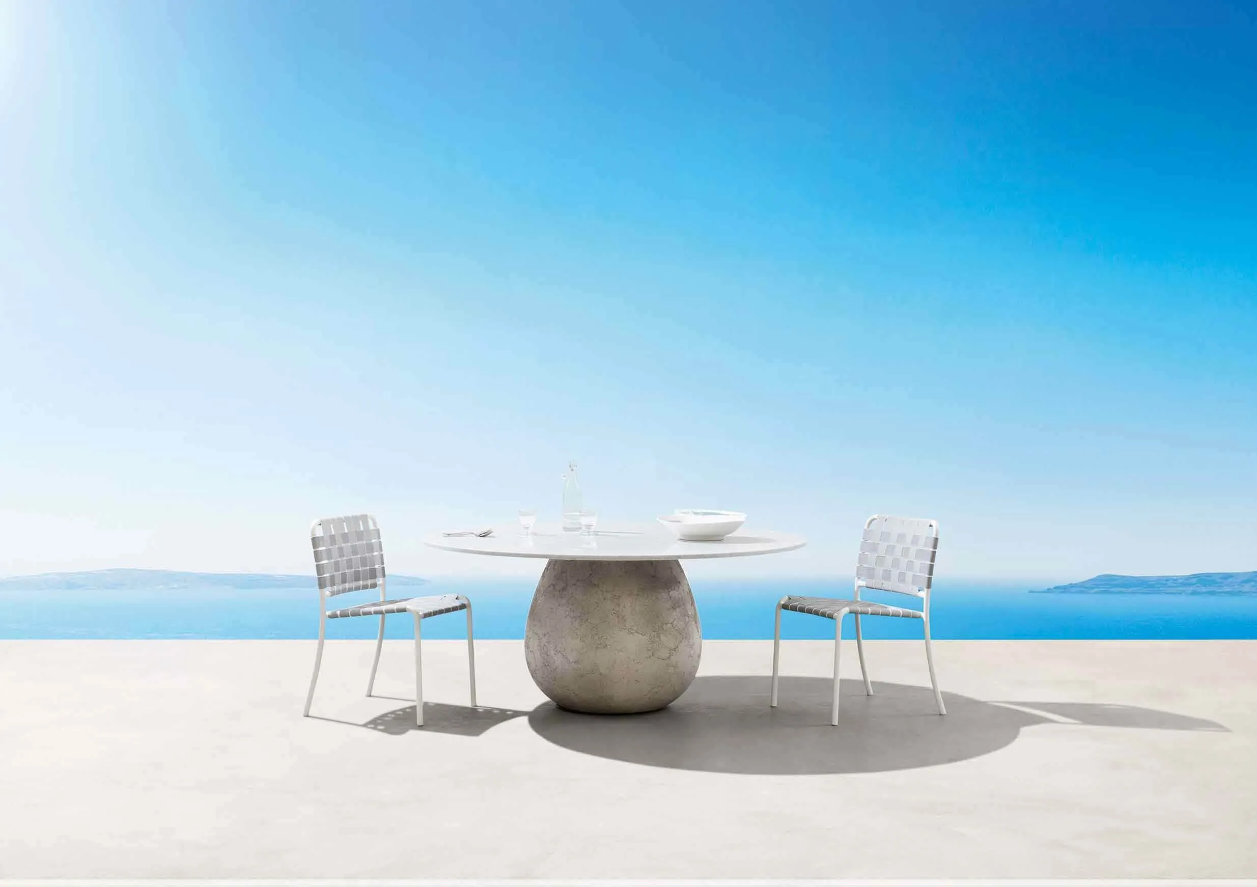 InOut 823 Outdoor Chair