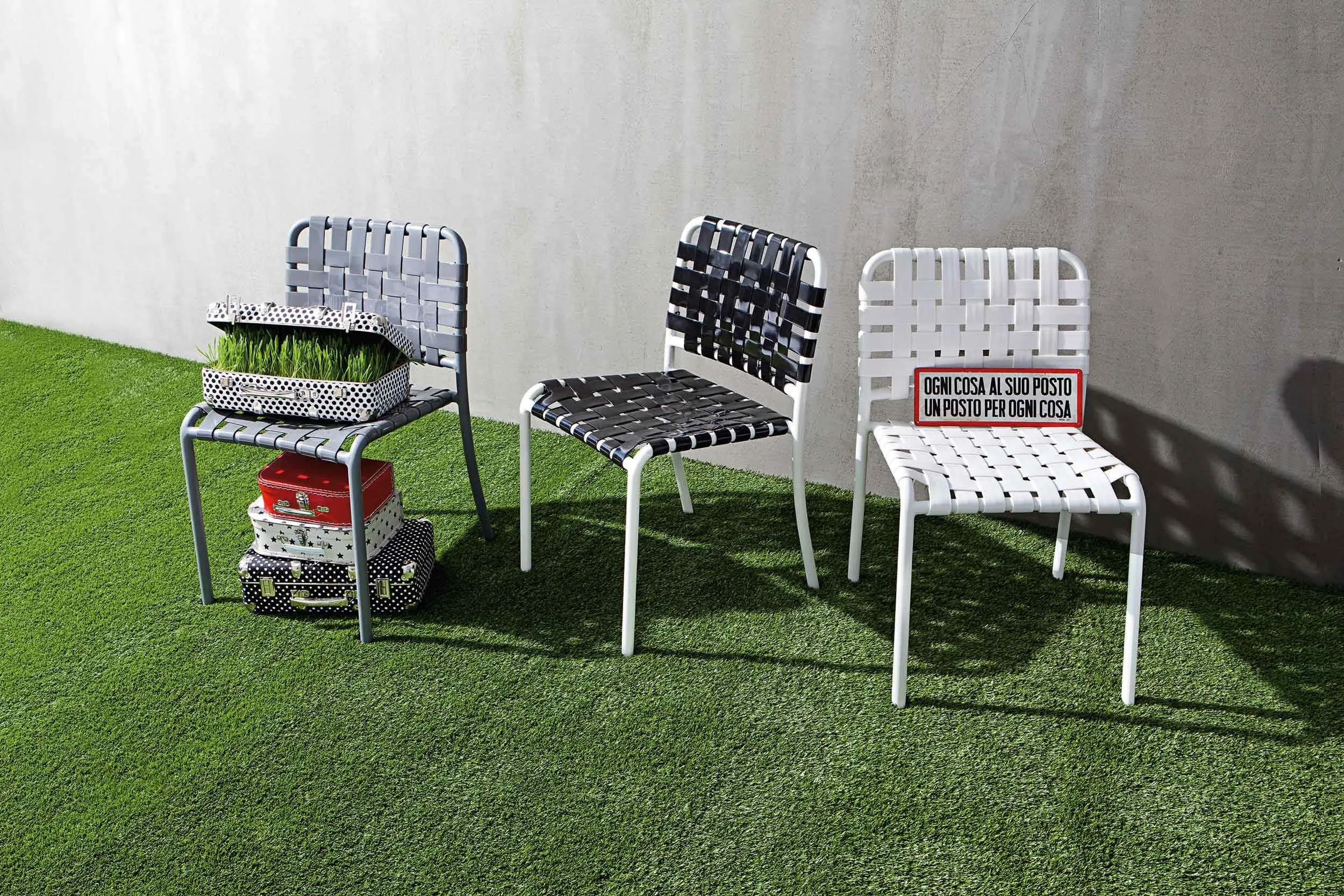 InOut 823 Outdoor Chair