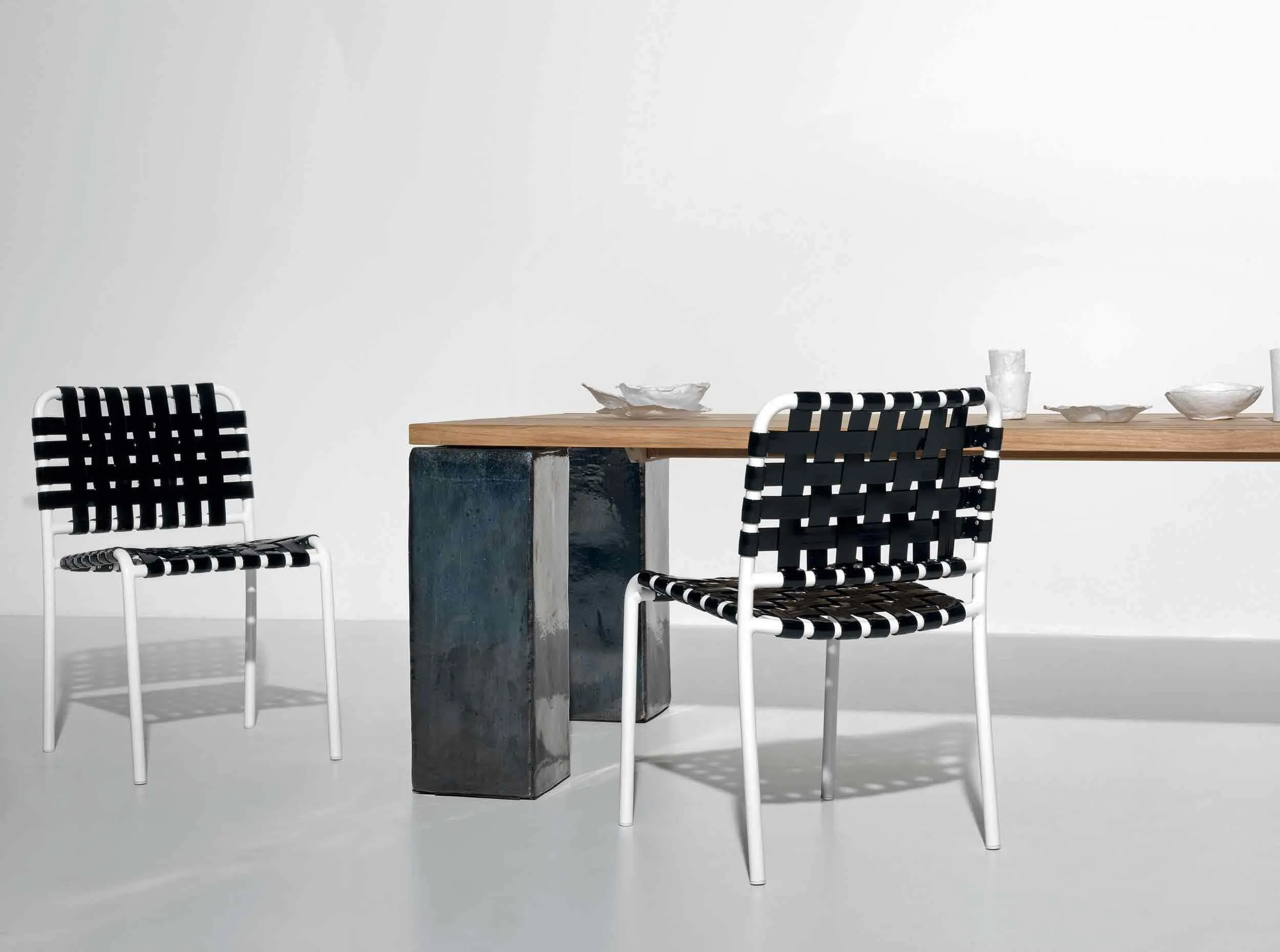 InOut 823 Outdoor Chair