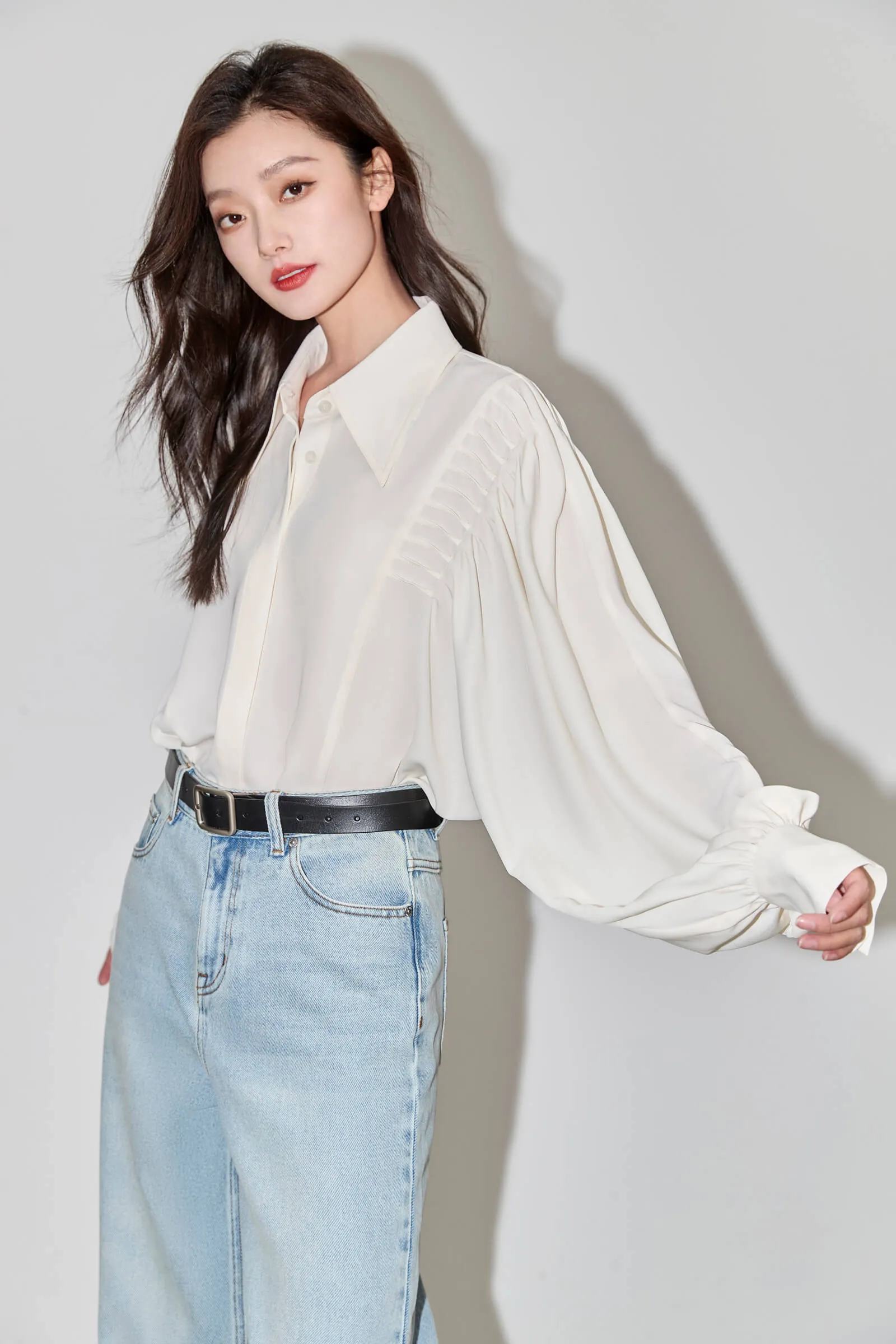 LILY Pleated Lantern-sleeved White Shirt