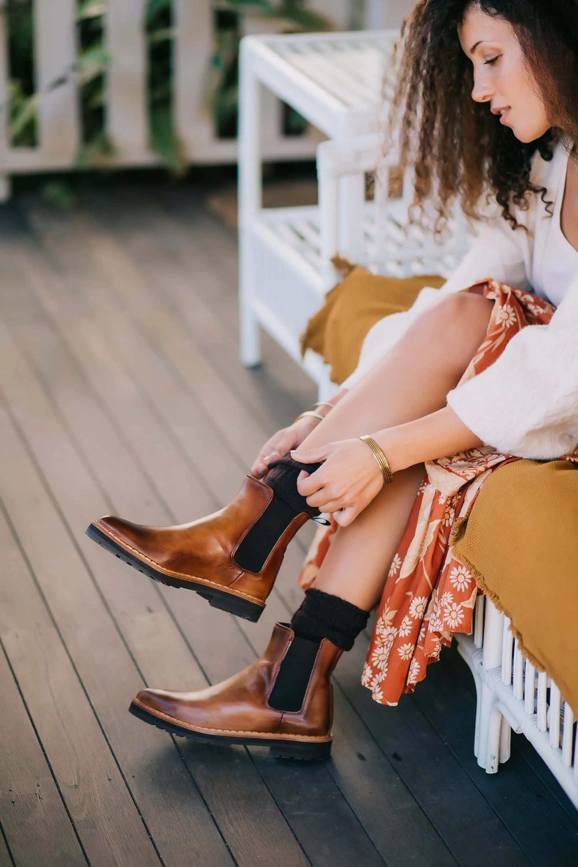 Luna Chelsea Boots - Camel / Mustard Leather