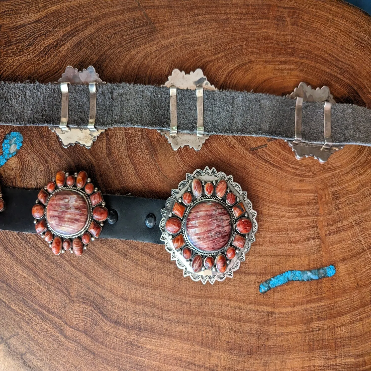 Navajo Made Red/Orange Spiny Oyster Concho Leather Belt GJ-BLT-0004